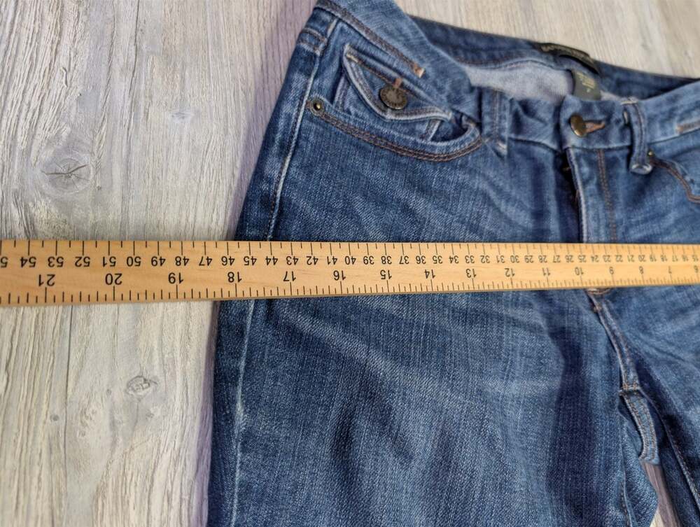 Banana Republic Women's Dark Wash Low-Rise Straight Leg Jeans‎ Size 2 - Picture 7 of 10